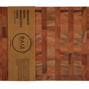 END-GRAIN CUTTING BOARD 1